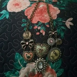 PO Betsey Johnson Animal Cameo Bib Necklace